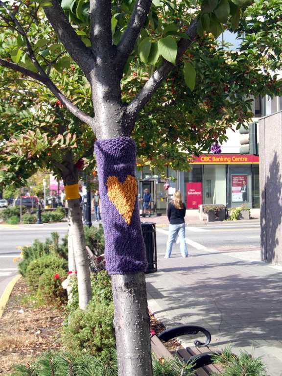 Knitters to join in 30 Ave. makeover | iNFOnews.ca