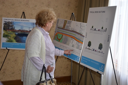Kelowna residents get a sneak peek at Lakeshore re-design | iNFOnews.ca