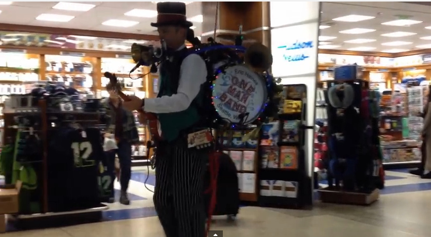 One man band brightens travellers' day | iNFOnews.ca