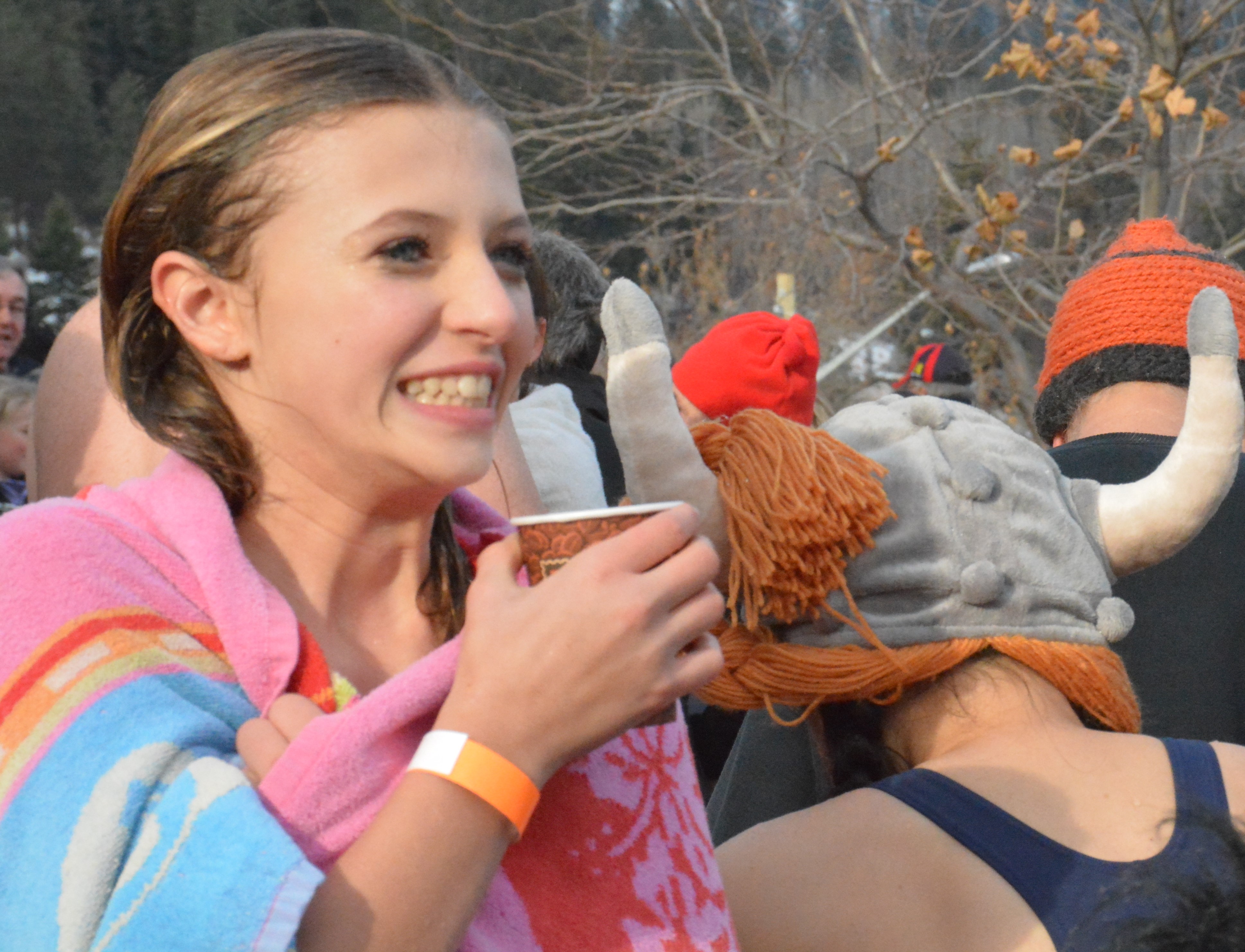 PHOTOS: 2015 Polar Bear Swim in Peachland draws plenty of gutsy swimmers | iNFOnews.ca