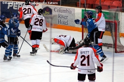 Penticton Vees down Smokies in Trail | iNFOnews.ca
