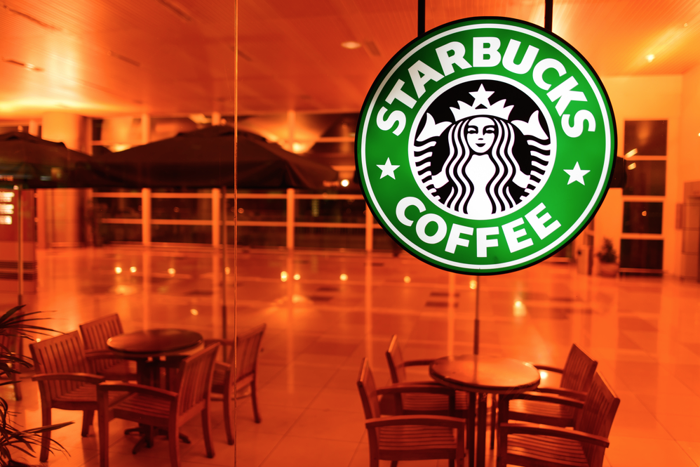 Starbucks will serve beer and wine in Canada by the end of the year | iNFOnews.ca Starbucks will serve beer and wine in Canada by the end of the year | iNFOnews.ca