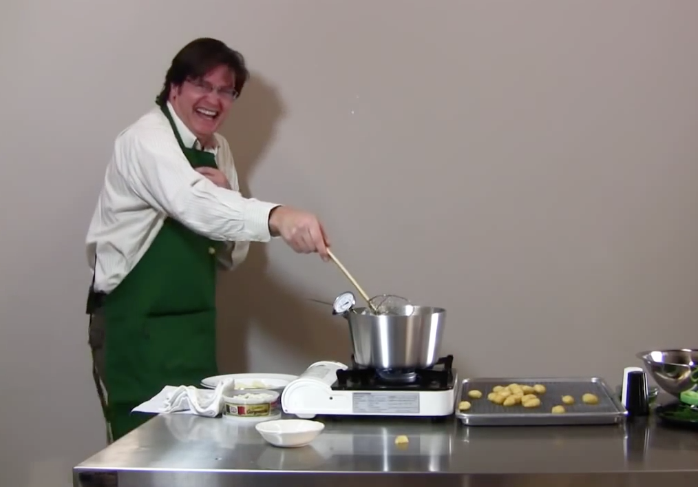 Exploding gnocchi send cook into hysterical laughter | iNFOnews.ca Exploding gnocchi send cook into hysterical laughter | iNFOnews.ca