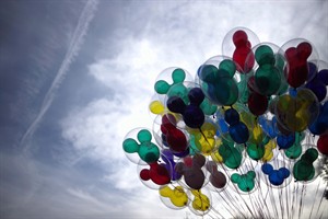 Quebec reports 10 measles cases linked to outbreak at Disneyland parks | iNFOnews.ca Quebec reports 10 measles cases linked to outbreak at Disneyland parks | iNFOnews.ca