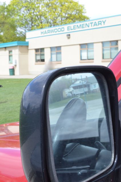 Man seen exposing himself near Vernon elementary school | iNFOnews.ca
