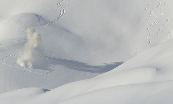 Avalanche near Golden BC claims life of back-country skier | iNFOnews.ca