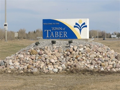 Taber police angry at town's "black eye" over bad behaviour bylaw | iNFOnews.ca