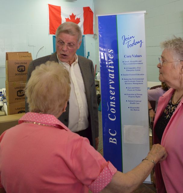 Cummins promises 1,200 licenses for farm-gate sales | iNFOnews.ca