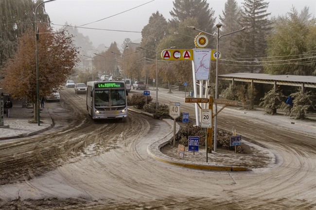 Calbuco volcano erupts anew in Chile; concerns mount as ash spreads across the region | iNFOnews.ca