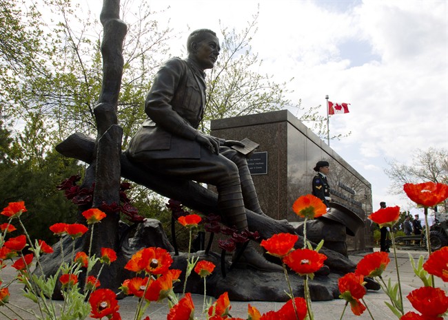 Statue marks centennial of John McCrae's famous poem, 'In Flanders Fields' | iNFOnews.ca Statue marks centennial of John McCrae's famous poem, 'In Flanders Fields' | iNFOnews.ca