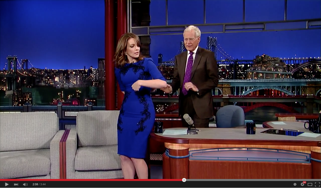 Tina Fey gives Dave Letterman her dress | iNFOnews.ca