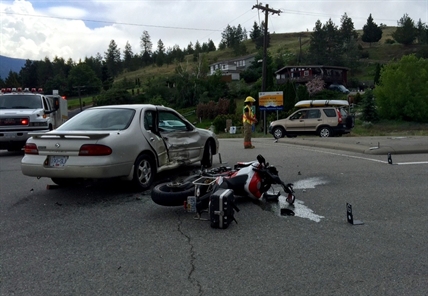 Serious motorcycle crash in Kaleden | iNFOnews.ca