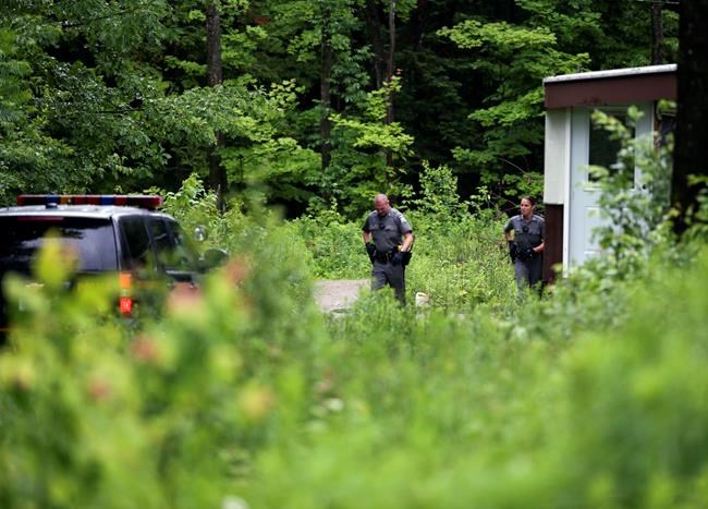 Sheriff: 2nd convicted murderer in NY prison break is shot, captured after 3 weeks on the run | iNFOnews.ca