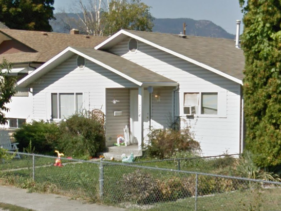 Fast Kelowna firefighters contain residential fire this morning | iNFOnews.ca