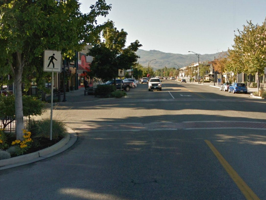 Driver clips pedestrian in Kelowna but keeps rolling | iNFOnews.ca Driver clips pedestrian in Kelowna but keeps rolling | iNFOnews.ca
