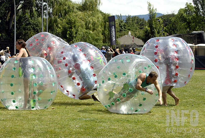 PHOTOS: Centre of Gravity 2015 | iNFOnews.ca