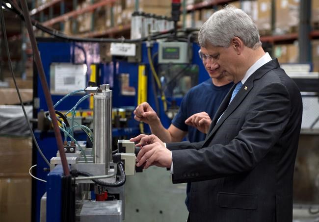 Harper urges Canada to stay the course, while Trudeau urges opposite | iNFOnews.ca Harper urges Canada to stay the course, while Trudeau urges opposite | iNFOnews.ca
