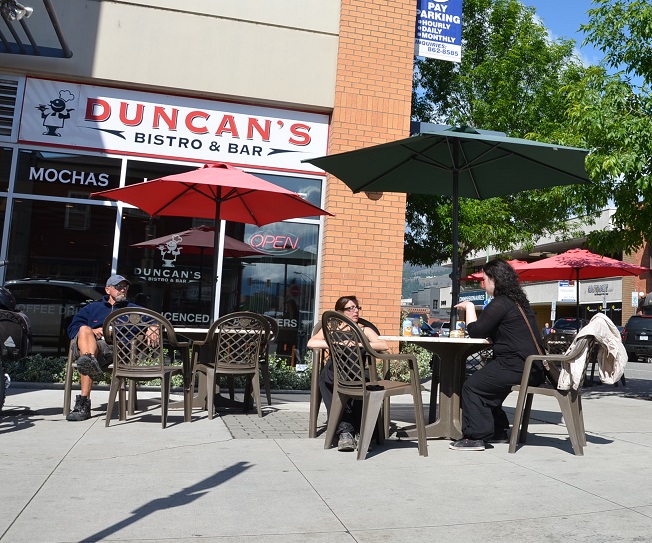Downtown cafe Duncan's Bistro to be re-named by new owners | iNFOnews.ca