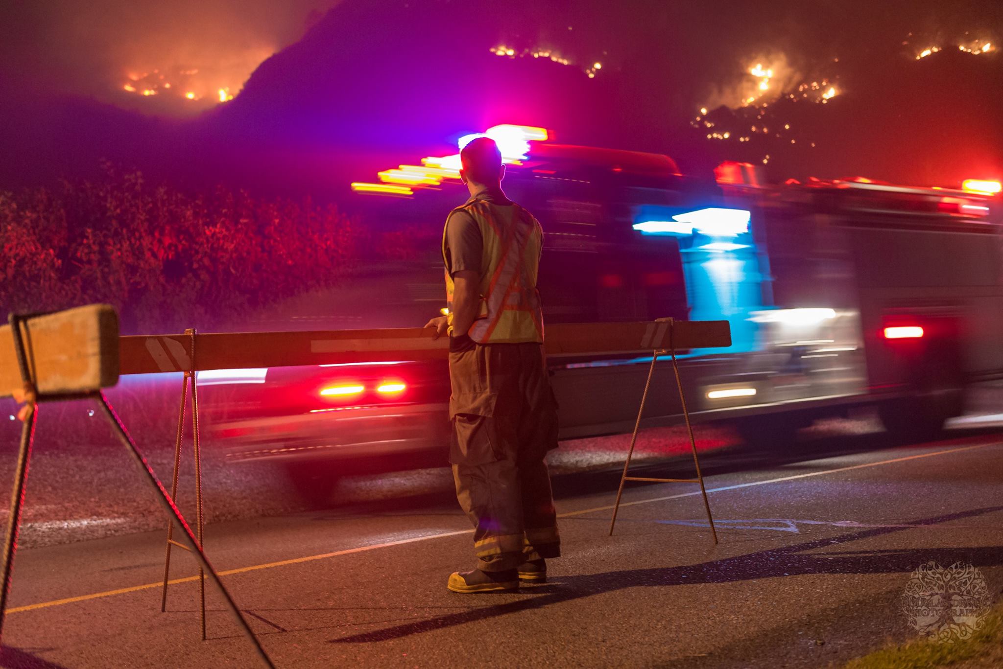 Uneasy calm in Oliver after frantic night firefighting and evacuating | iNFOnews.ca