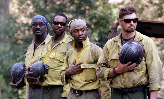 Easing winds predicted for raging Washington State wildfires could help crews get handle on damage | iNFOnews.ca