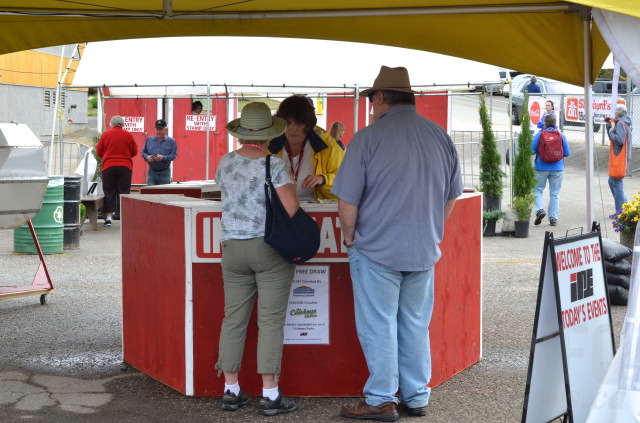 Candy apples, picnic tables and cows: A by-the-numbers count of all things IPE | iNFOnews.ca