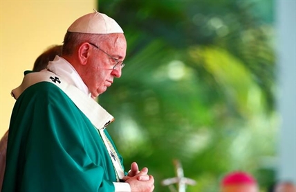 Pope meets Fidel Castro after urging Cubans to serve each other without ideology in Mass | iNFOnews.ca Pope meets Fidel Castro after urging Cubans to serve each other without ideology in Mass | iNFOnews.ca