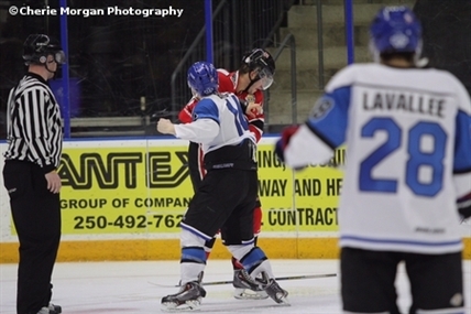 Penticton Vees power past Merritt | iNFOnews.ca