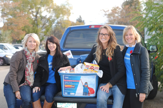 Corporate food drive to scare hunger | iNFOnews.ca Corporate food drive to scare hunger | iNFOnews.ca