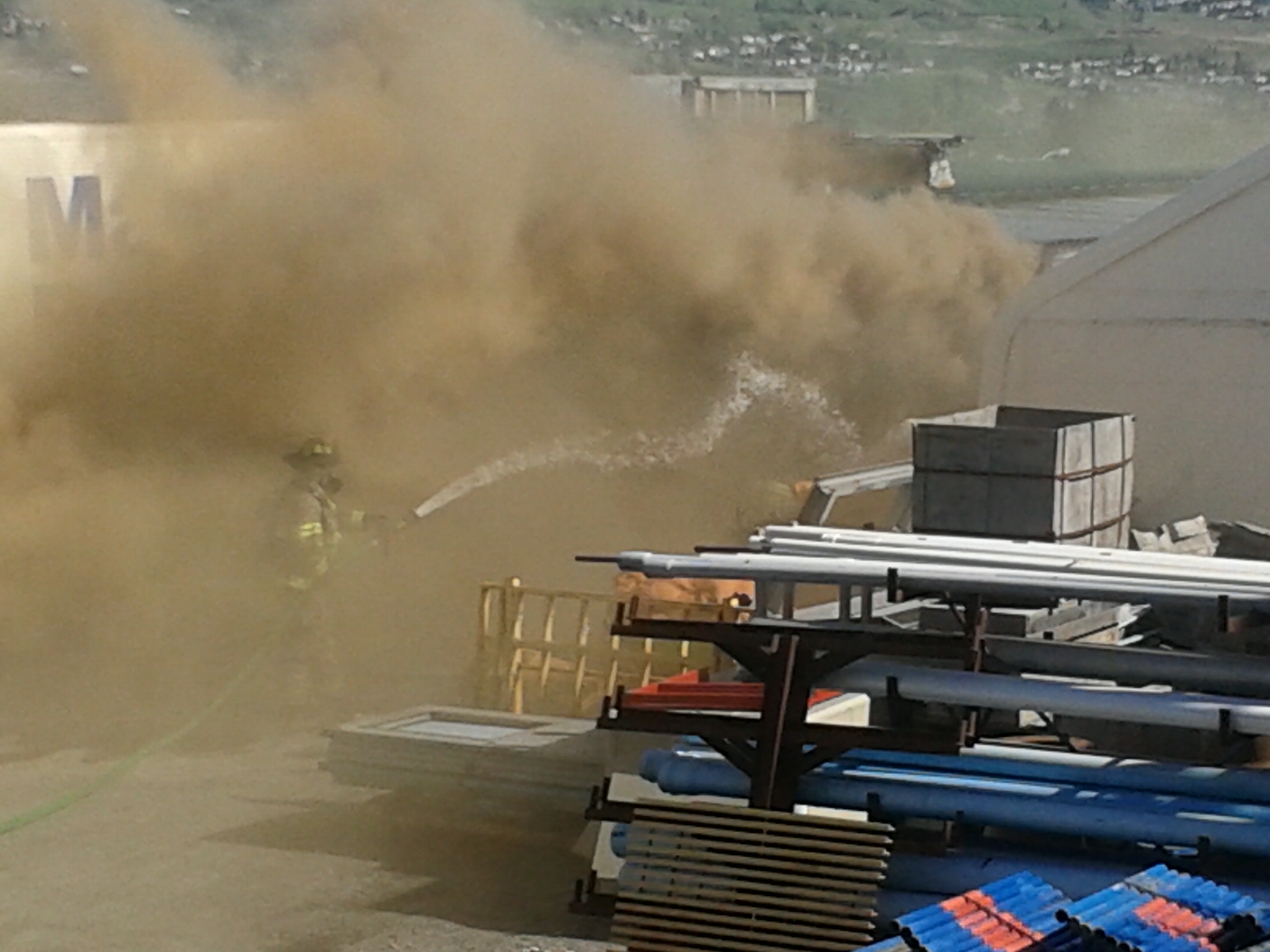 Fire erupts at Maple Reinders in Kelowna | iNFOnews.ca Fire erupts at Maple Reinders in Kelowna | iNFOnews.ca