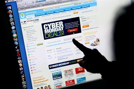 Online shoppers are playing a bigger role in this year's holiday buying | iNFOnews.ca