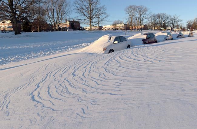 After blizzard, snowed-in US East Coast begins to dig out | iNFOnews.ca