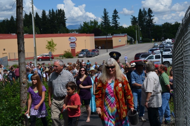 Taylor Van Diest memorial trail officially open | iNFOnews.ca