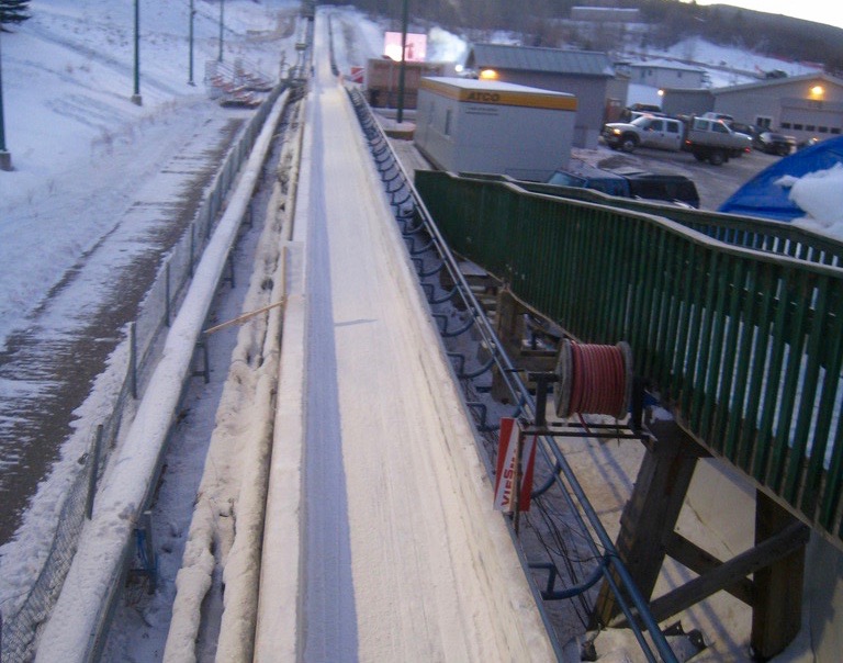 Canadians become 1st females to race World Cup doubles luge | iNFOnews.ca
