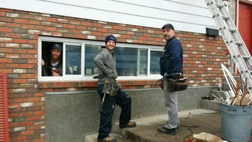 Centra Windows’ generous gift to NOW Canada Society | iNFOnews.ca