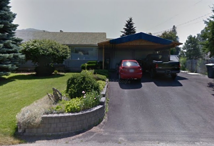 'Build first ask later' bothers neighbours | iNFOnews.ca