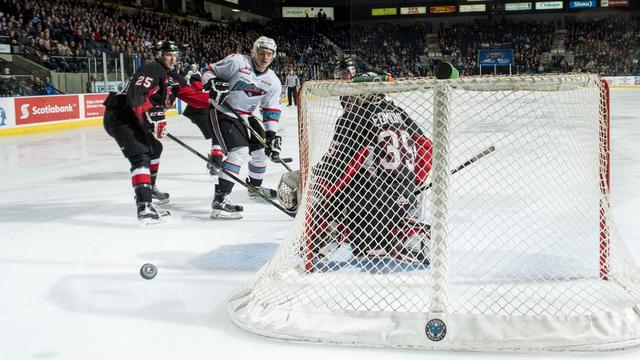 Kelowna Rockets edge visiting Cougars in shootout | iNFOnews.ca
