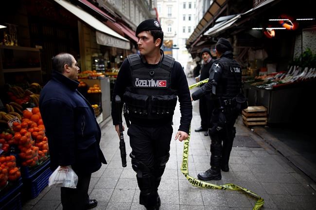 VIDEO: Three foreigners among five killed in Istanbul suicide bomb attack | iNFOnews.ca VIDEO: Three foreigners among five killed in Istanbul suicide bomb attack | iNFOnews.ca