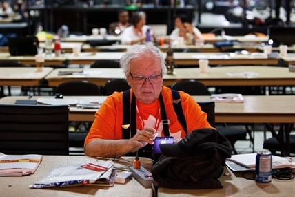 Notley takes aim at 'Leap Manifesto' in address to federal NDP convention | iNFOnews.ca Notley takes aim at 'Leap Manifesto' in address to federal NDP convention | iNFOnews.ca