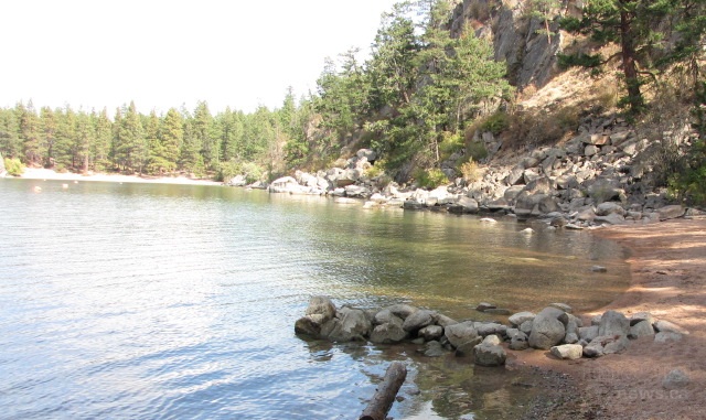 Stranded at 2 a.m. on Okanagan Lake without a paddle | iNFOnews.ca