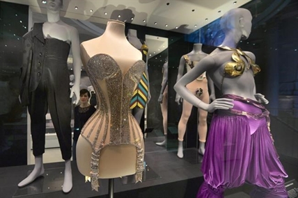 London's V&A museum reveals a brief history of underwear | iNFOnews.ca London's V&A museum reveals a brief history of underwear | iNFOnews.ca