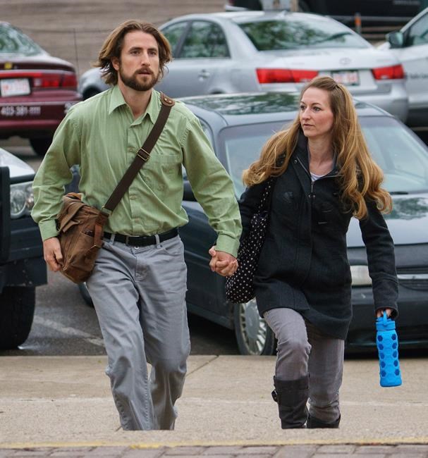 Jury finds couple guilty in son's death from meningitis | iNFOnews.ca