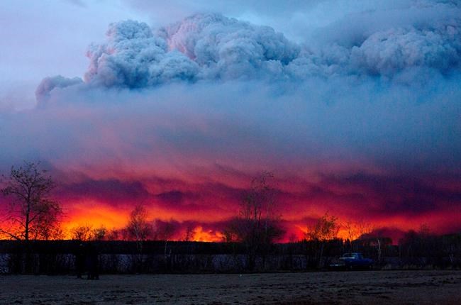 A look at how a wildfire consumed large parts of Fort McMurray | iNFOnews.ca