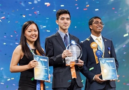 Vancouver teen engineers bacteria to win top prize at biggest school contest | iNFOnews.ca