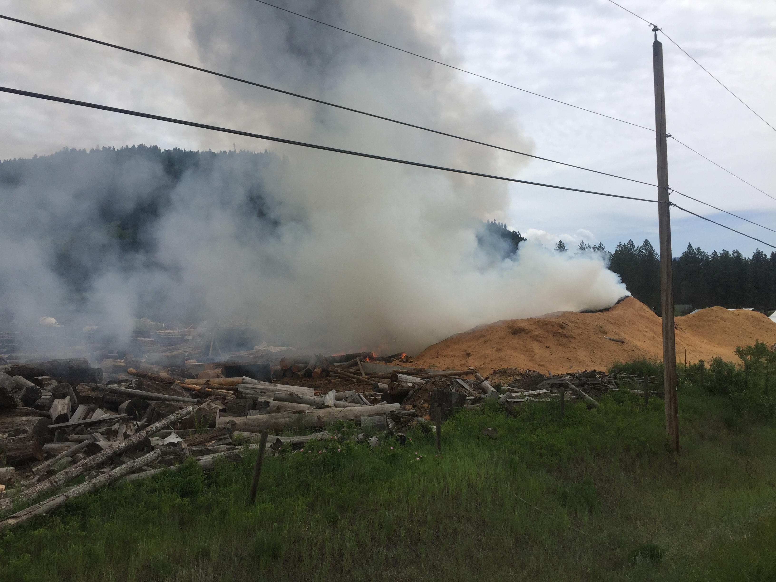 Fire rips through North Okanagan lumber mill | iNFOnews.ca