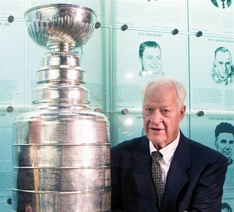 Gordie Howe's family opens visitation and funeral to public | iNFOnews.ca