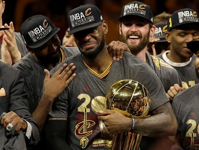 Cavs stop for Vegas victory party in Vegas on way home | iNFOnews.ca