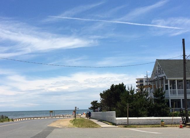 Checklist for that beach house rental: Bring your own tongs | iNFOnews.ca