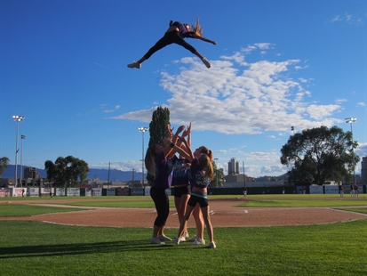 Kelowna Falcons charity night draws more than 800 baseball fans | iNFOnews.ca