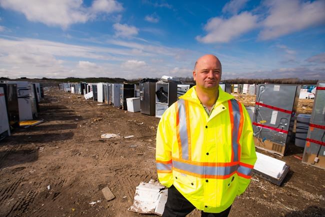 Fort McMurray's genial landfill manager surfs tsunami of wildfire waste | iNFOnews.ca
