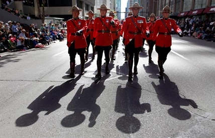 Mounties say female members can wear specially developed hijab if they choose | iNFOnews.ca